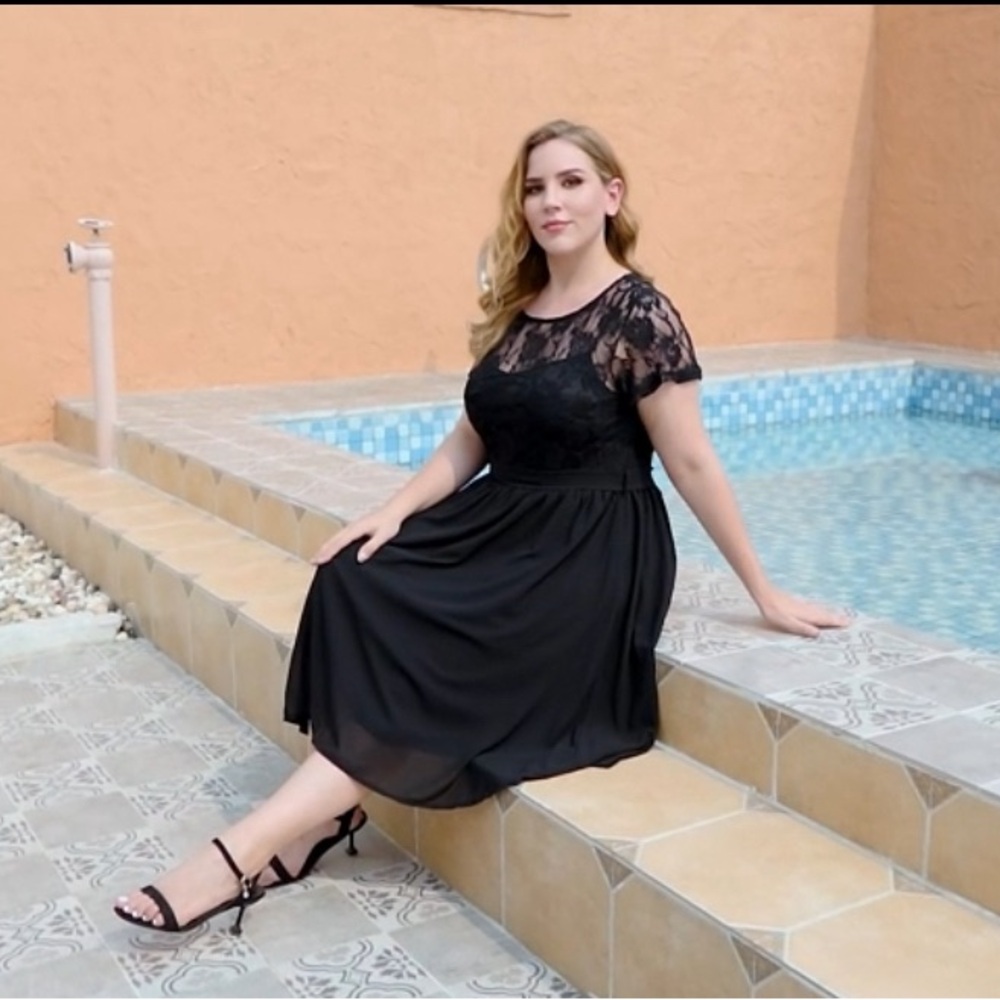 Bundle of three brand new plus size, vintage style dresses. Sizes 16/18, NWT